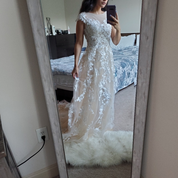 Wedding dress size 4 - Picture 4 of 4